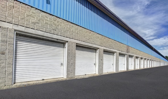 Storage Units at StorageMart - Saint Leonard - 9265 Pascal Gagnon Boul, Saint-Leonard, QC